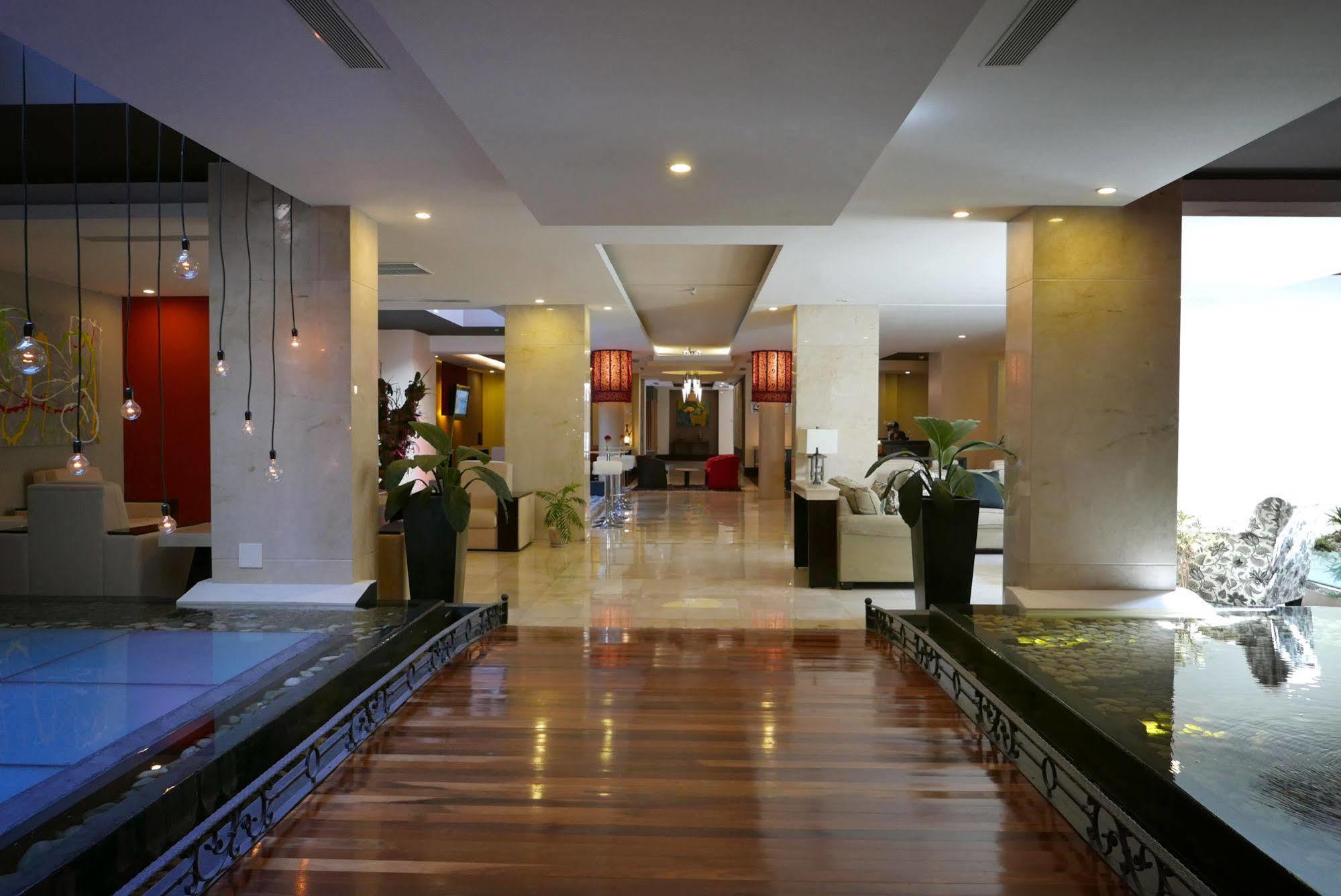Torres Del Lago Suites And Apartments San Jose  Exterior photo