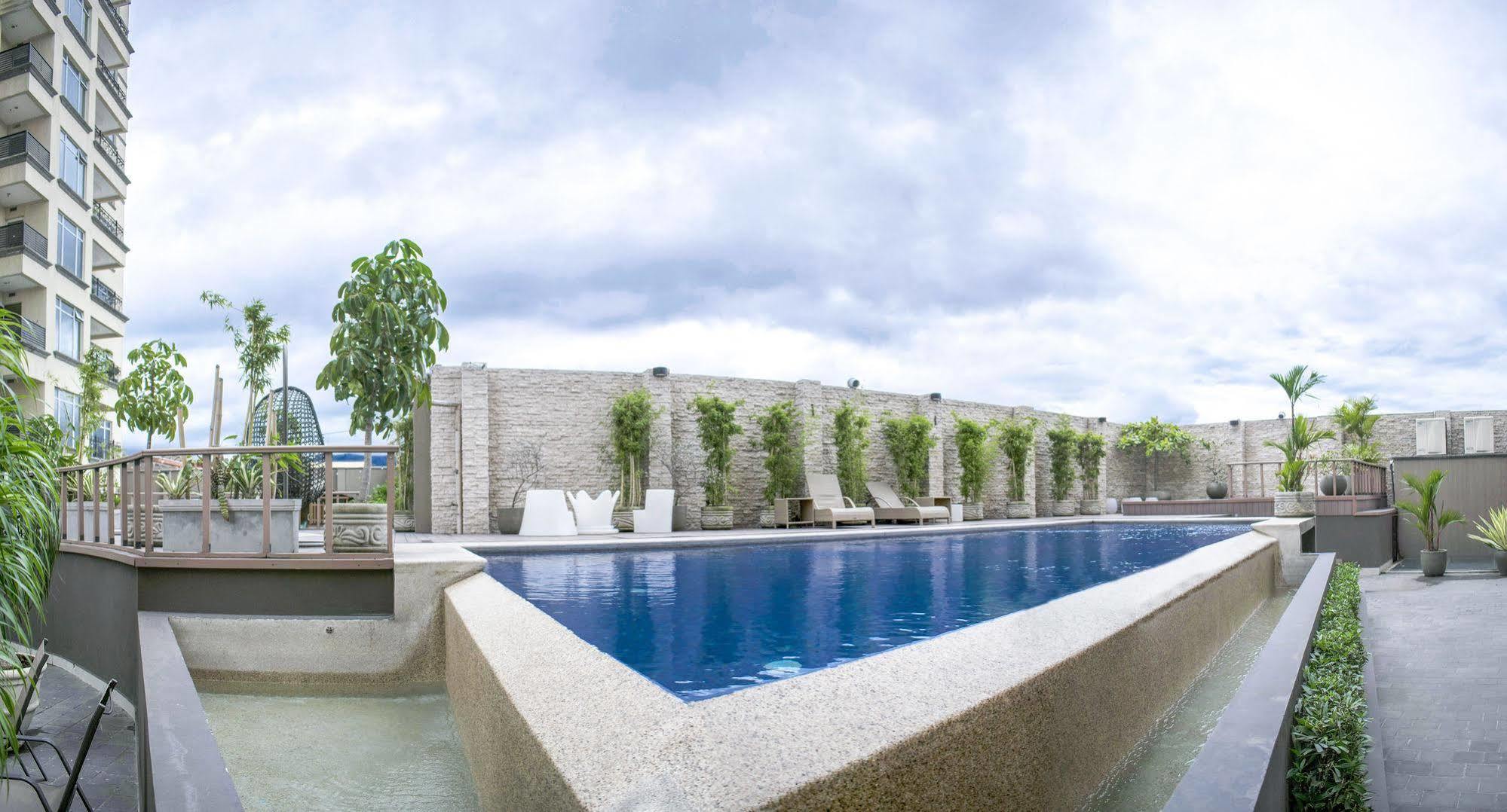 Torres Del Lago Suites And Apartments San Jose  Exterior photo